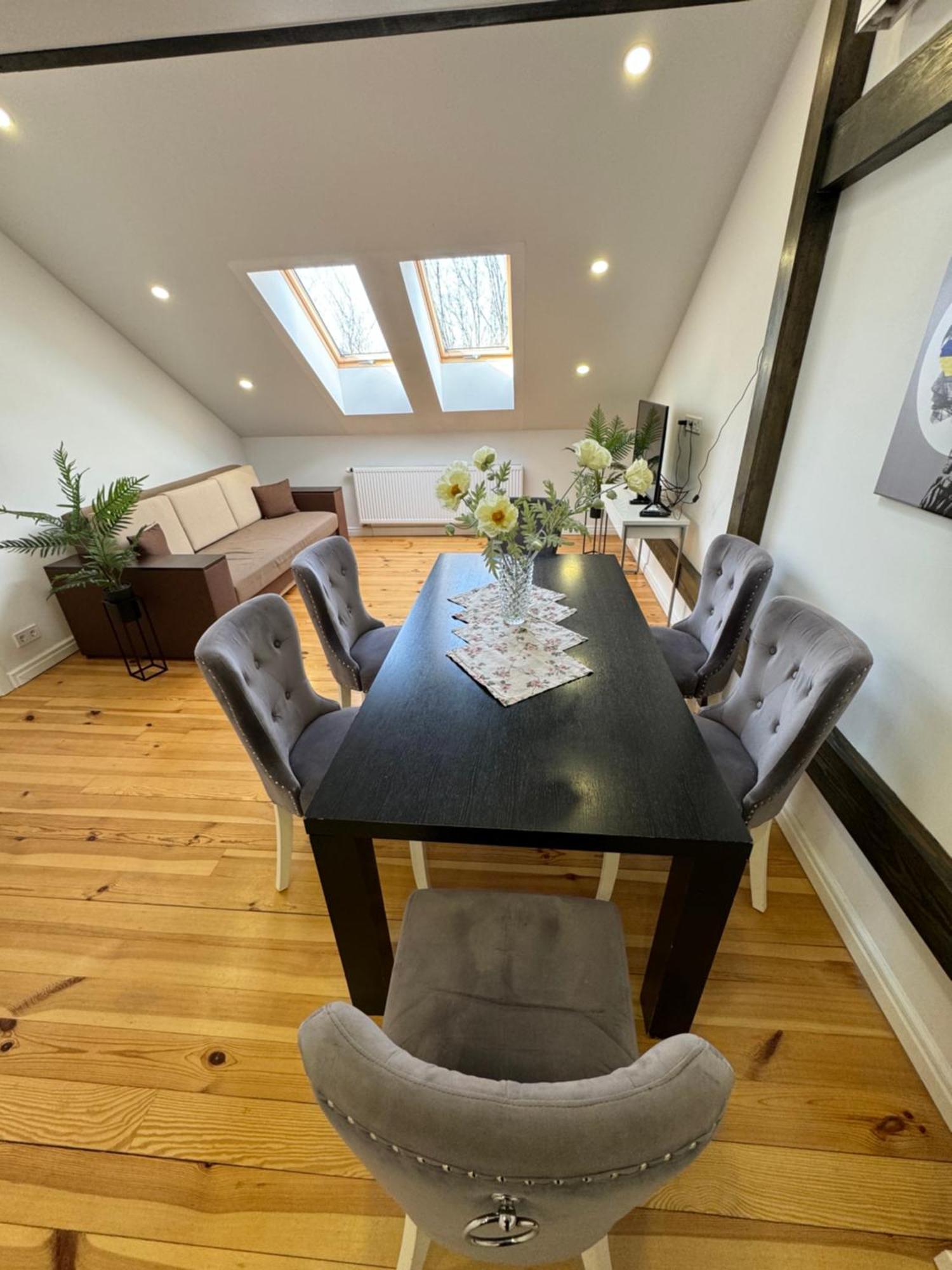 Gamla Stan Apartment Лвив Екстериор снимка